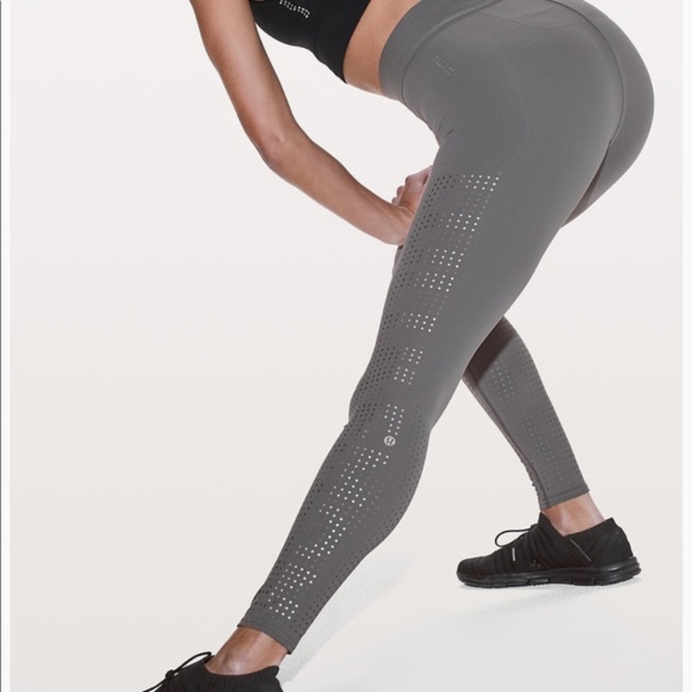 Lululemon soul cycle tight 28” NWT - size 6